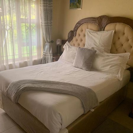 The Crown Inn Guest House Northwood Ngoại thất bức ảnh