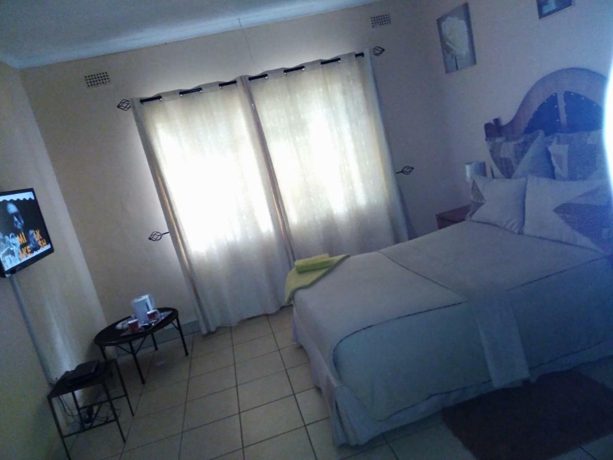 The Crown Inn Guest House Northwood Ngoại thất bức ảnh